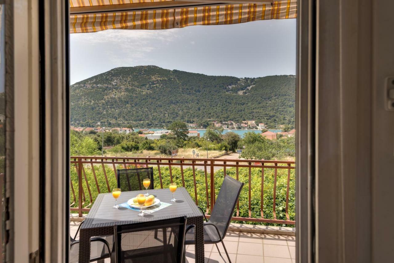 Apartment Stana Šibenik Exterior foto